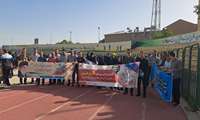 همایش پیاده روی و ورزش در استادیوم قدس همدان